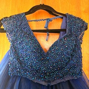SHERRI HILL FORMAL 2 PIECE DRESS SIZE 0